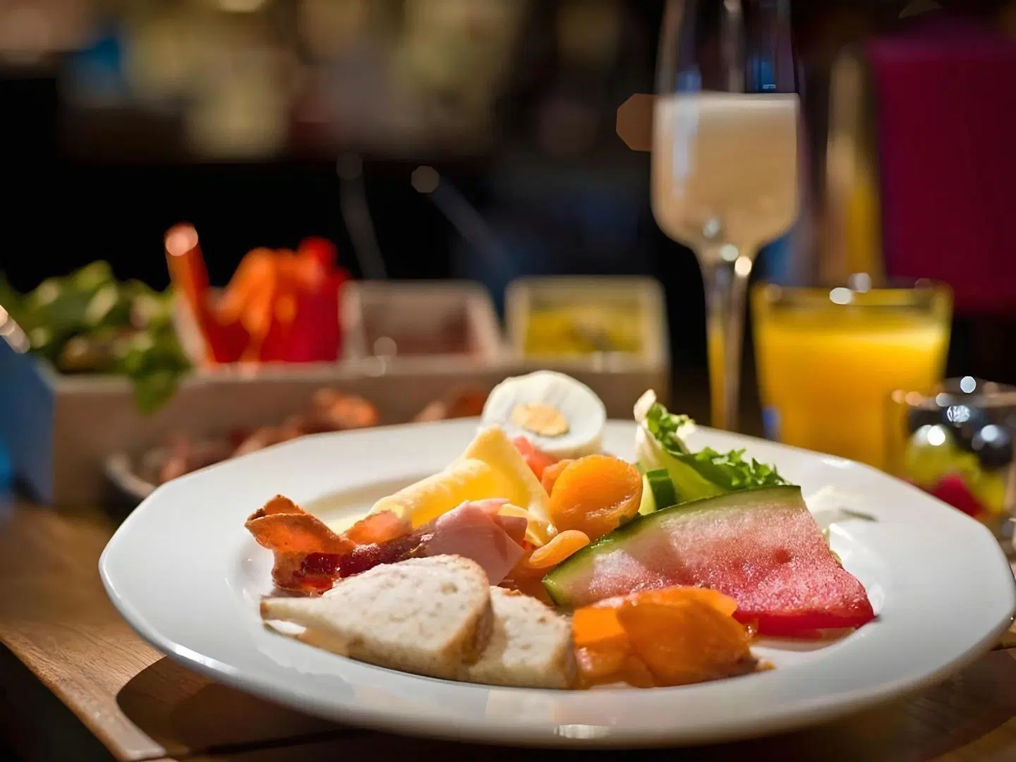 City Hotel Restaurant