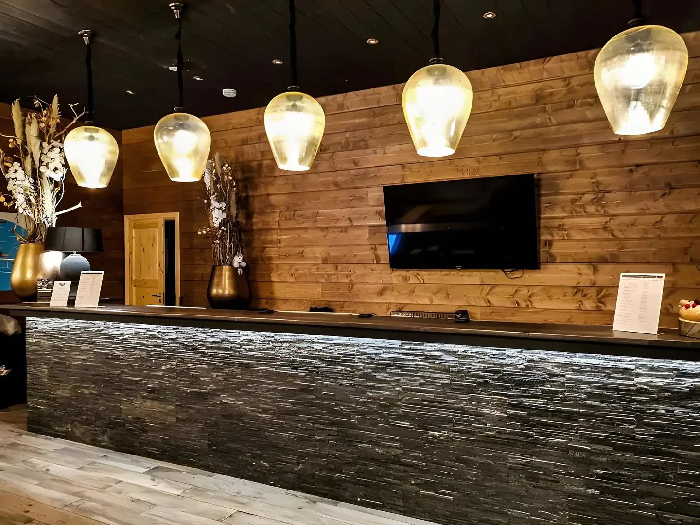 Northern Lights Village HEALTH_BEAUTY