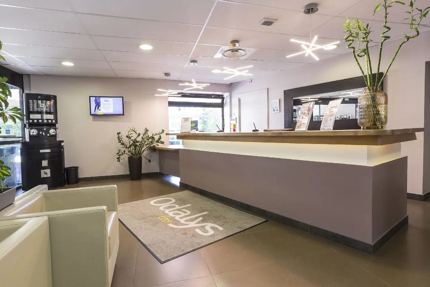 Appart'hôtel et Spa Odalys Ferney Genève LOUNGE_LOBBY