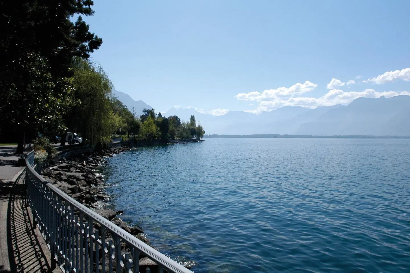 Montreux Youth Hostel LANDSCAPE