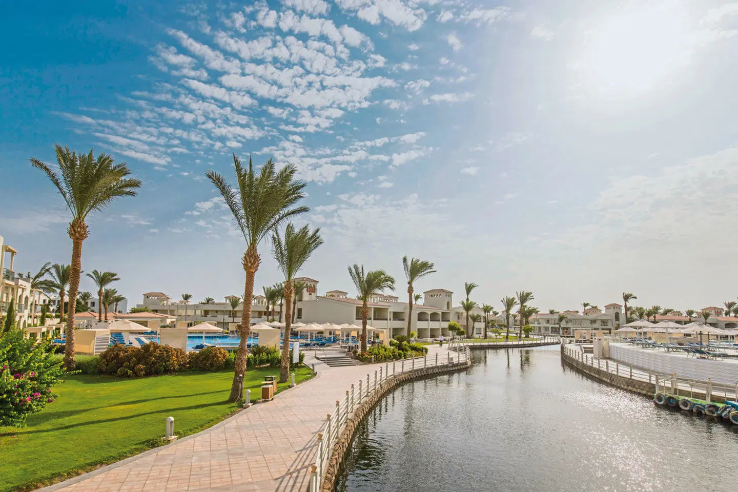 Pickalbatros Dana Beach Resort LANDSCAPE