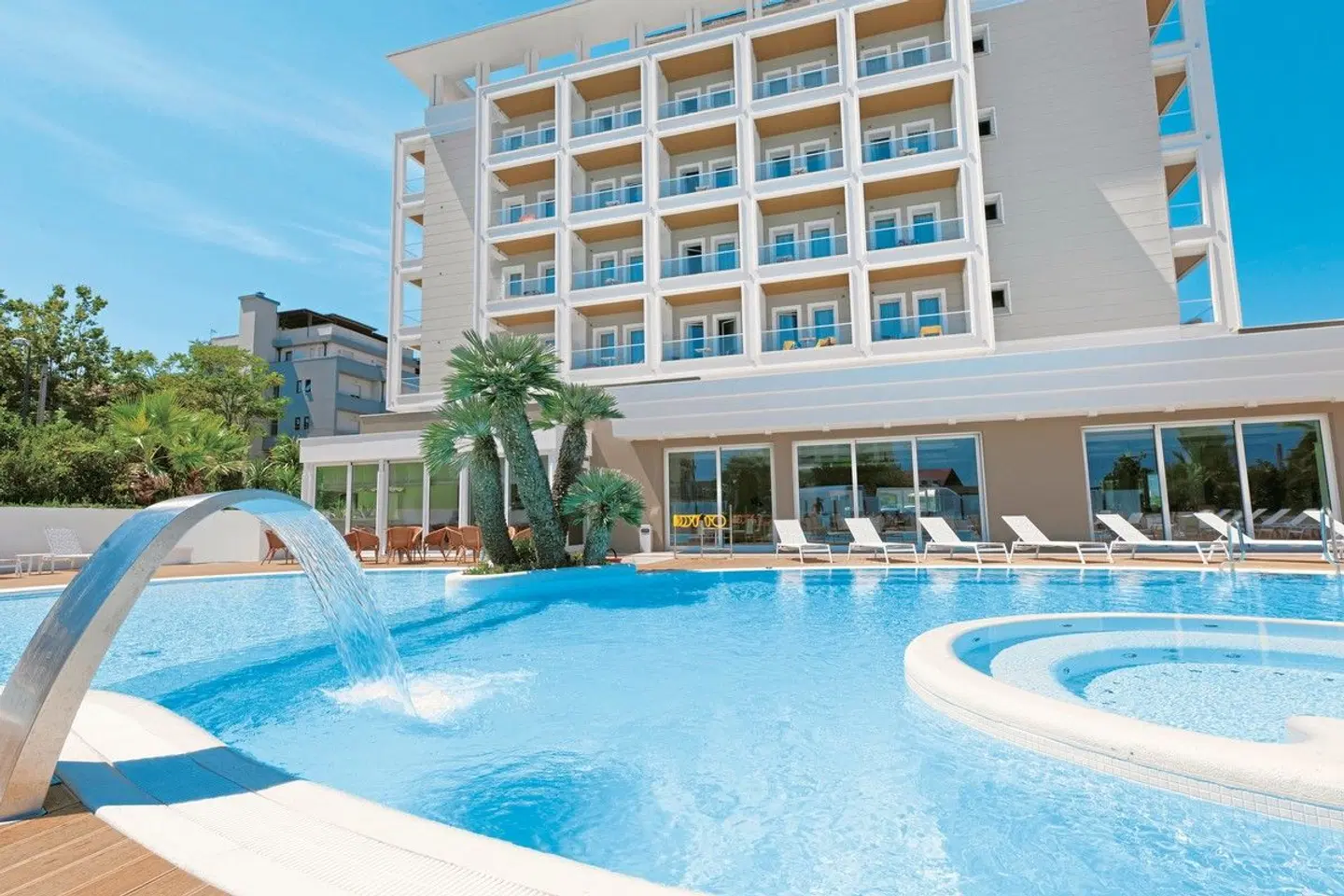 Hotel Ambasciatori OUTDOOR_POOL