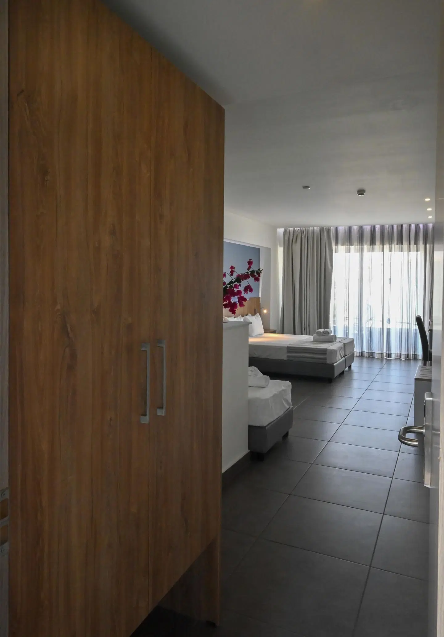 Pollis Hotel ROOM_EXAMPLE