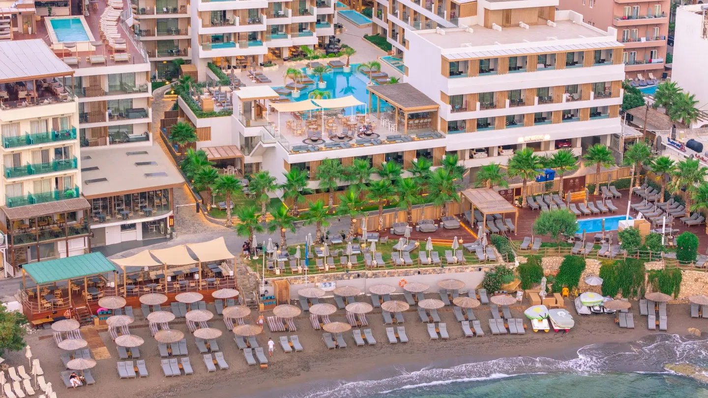 Akasha Beach Hotel & Spa Strand