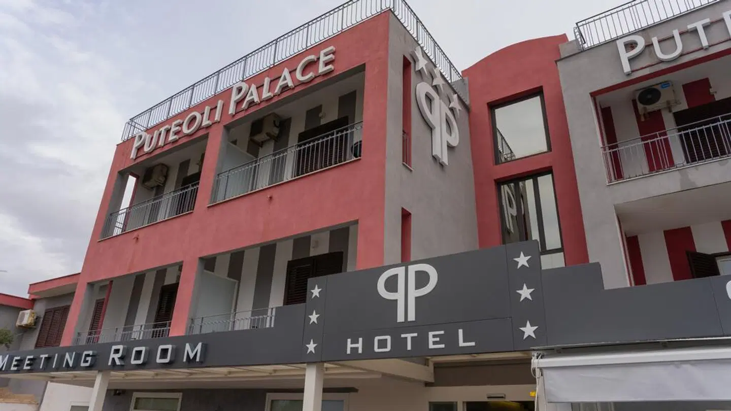 Puteoli Palace Hotel EXTERIOR