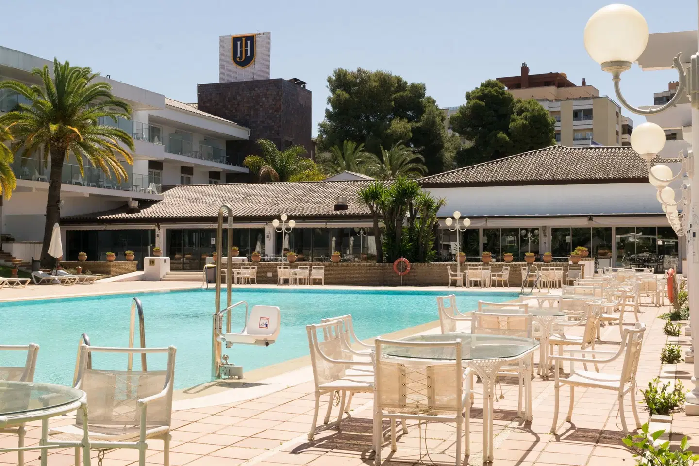Jerez & Spa OUTDOOR_POOL