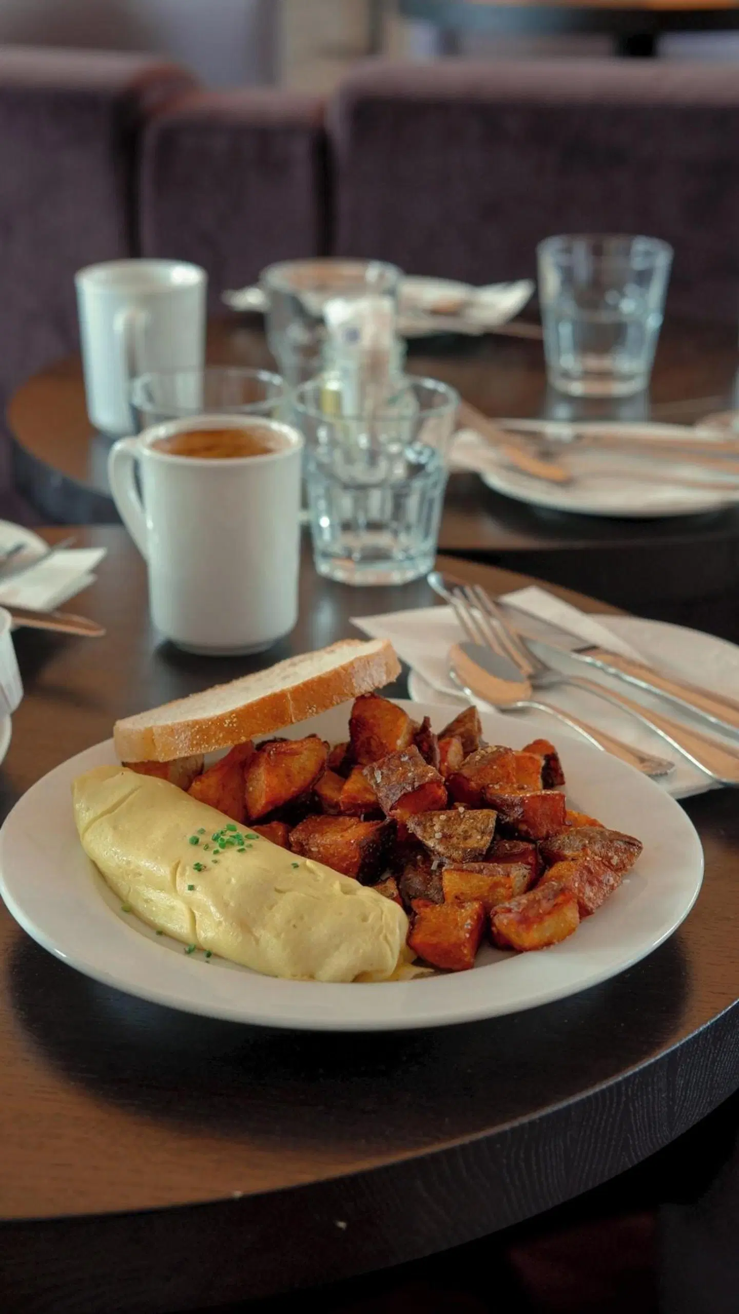 Hyatt Centric Montreal Restaurant