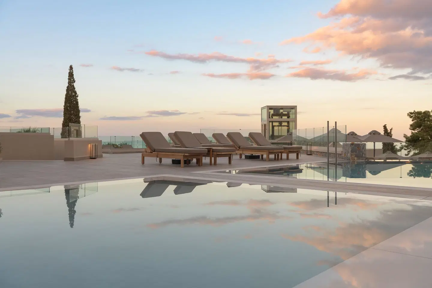 Galaxy Suites Boutique Resort OUTDOOR_POOL