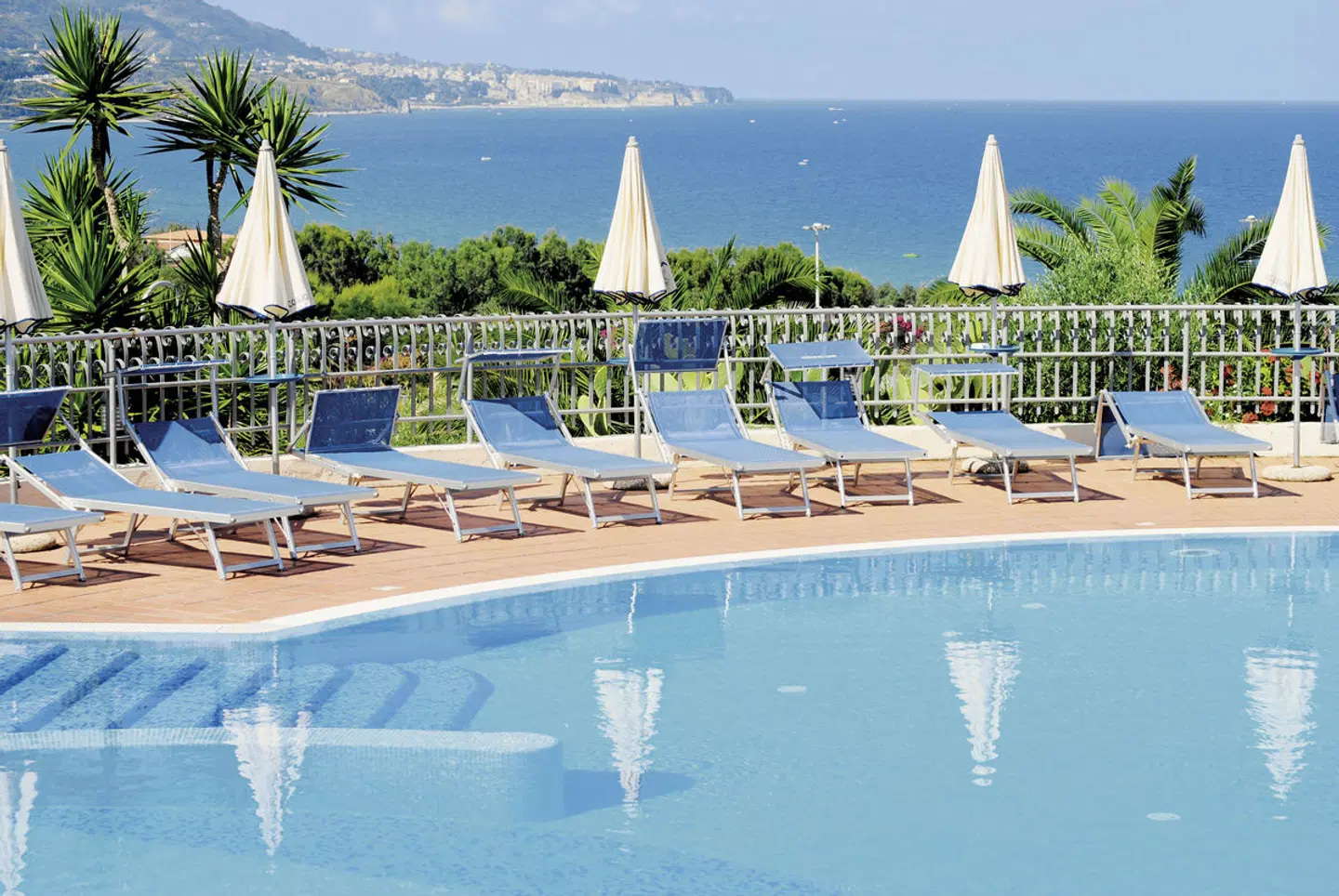 Scoglio del Leone OUTDOOR_POOL