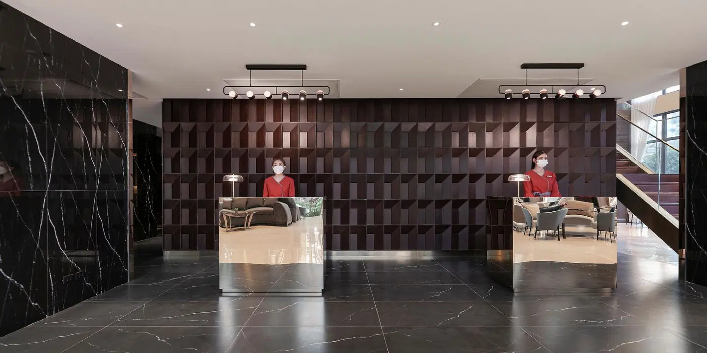 Ramada Plaza by Wyndham Bangkok Sukhumvit 48 Bar