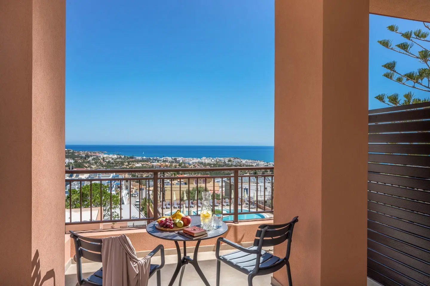 Pyria Hotel Terrasse