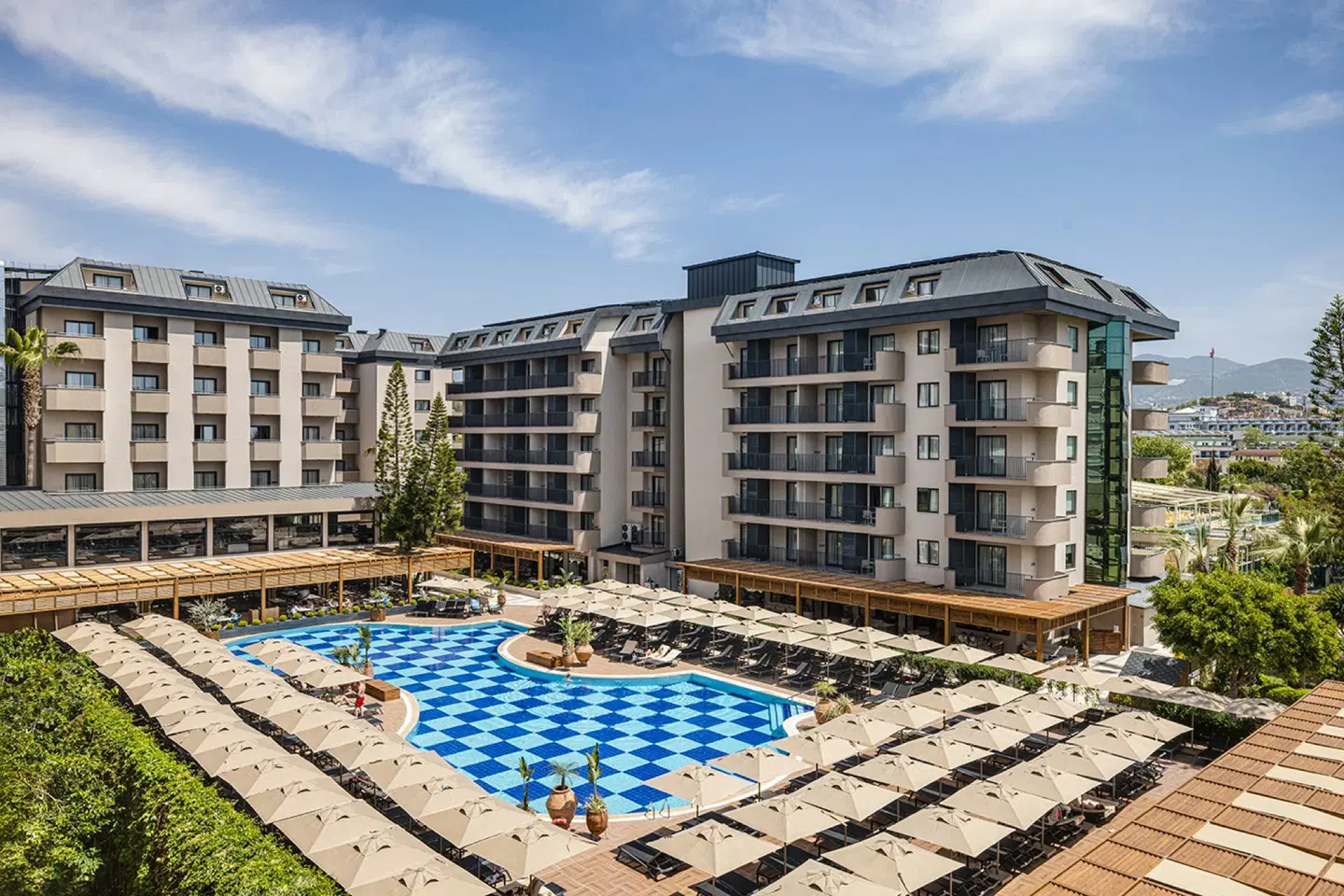 Kaia Coracesium OUTDOOR_POOL