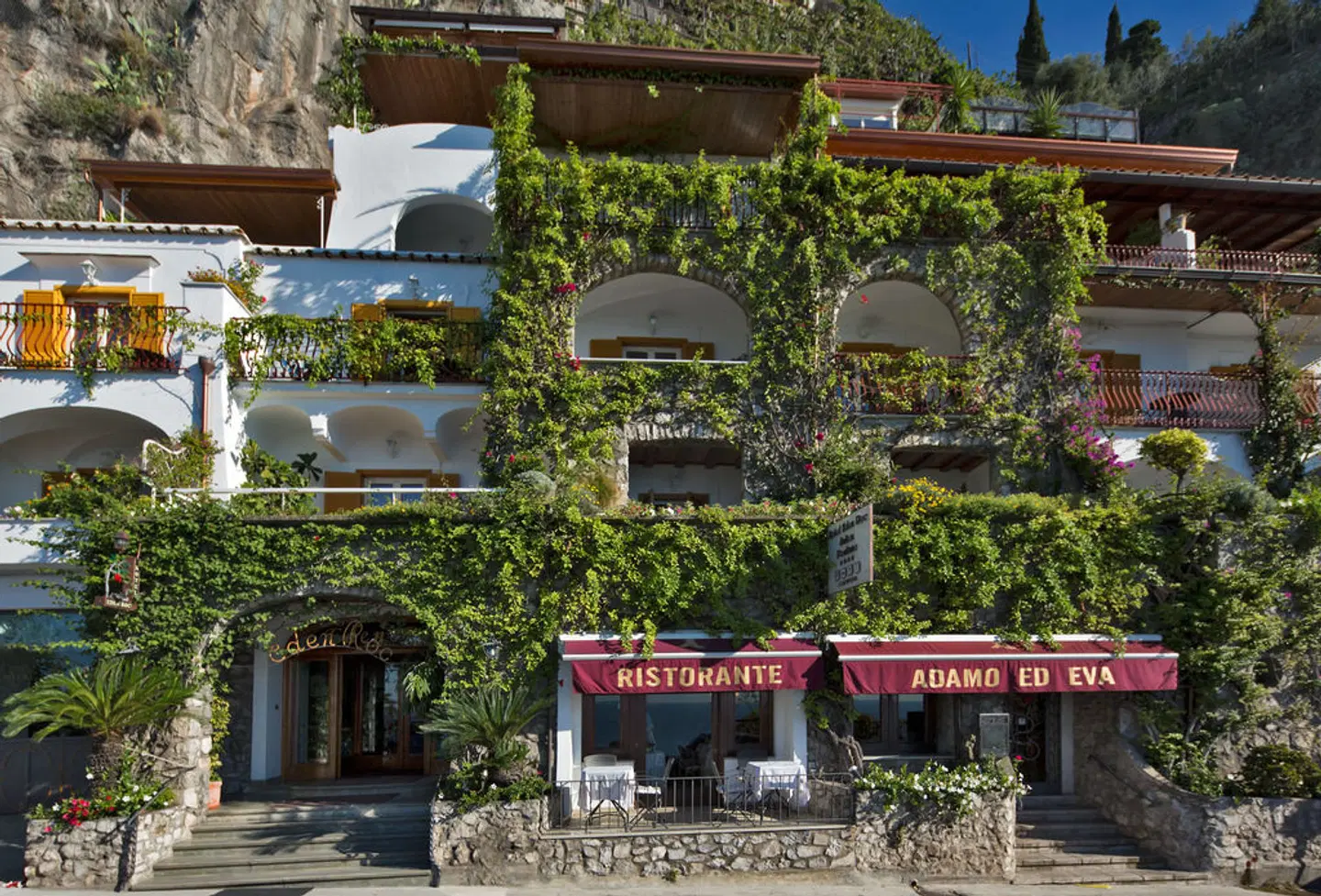 Eden Roc Suites Terrasse