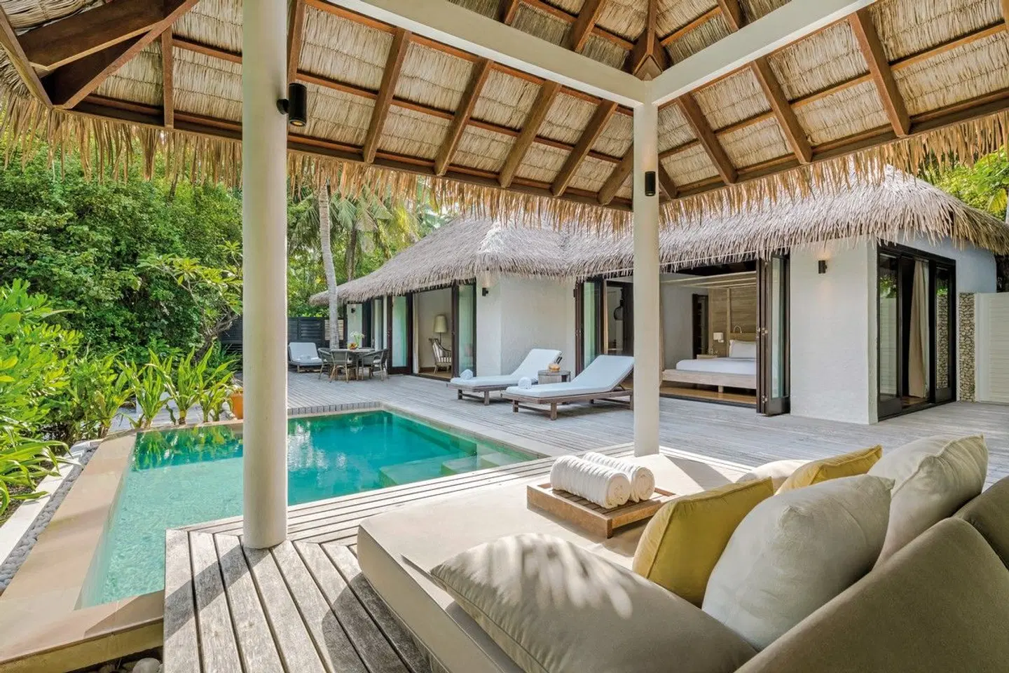 COMO Maalifushi Hallenbad