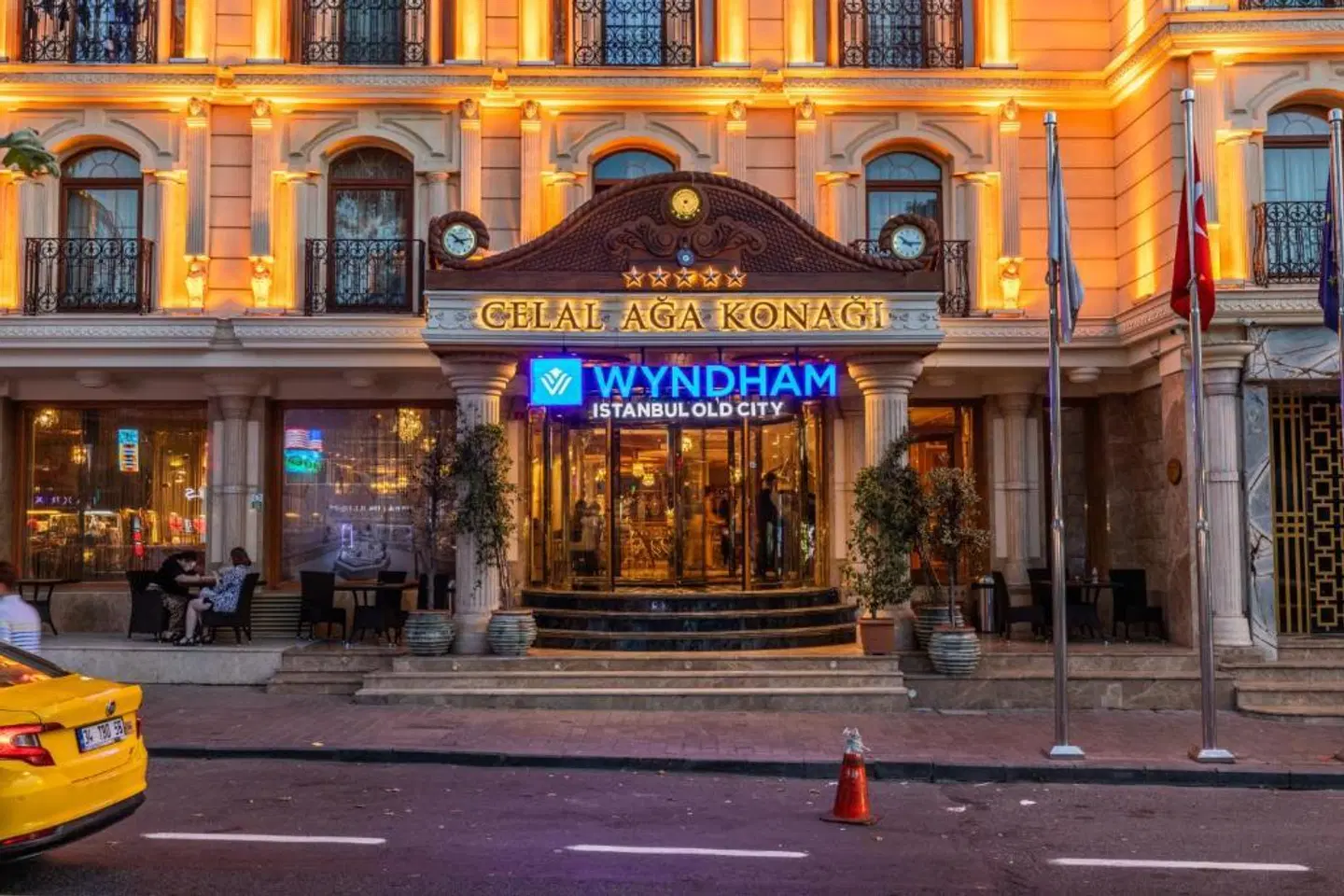 Wyndham Istanbul Old City EXTERIOR