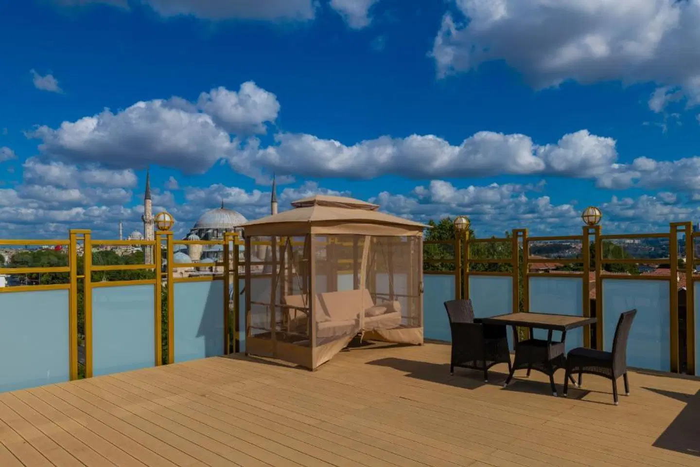 Wyndham Istanbul Old City Terrasse
