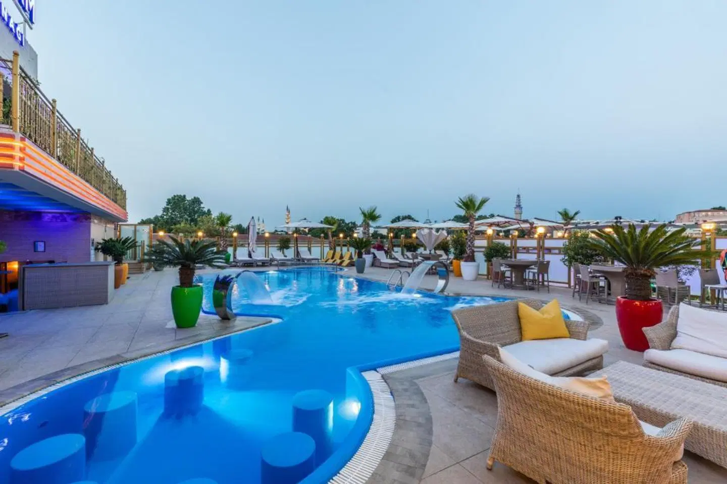 Wyndham Istanbul Old City OUTDOOR_POOL