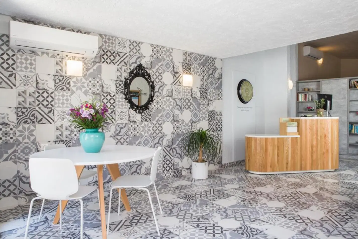 Sundance Apartments & Suites ROOM_EXAMPLE