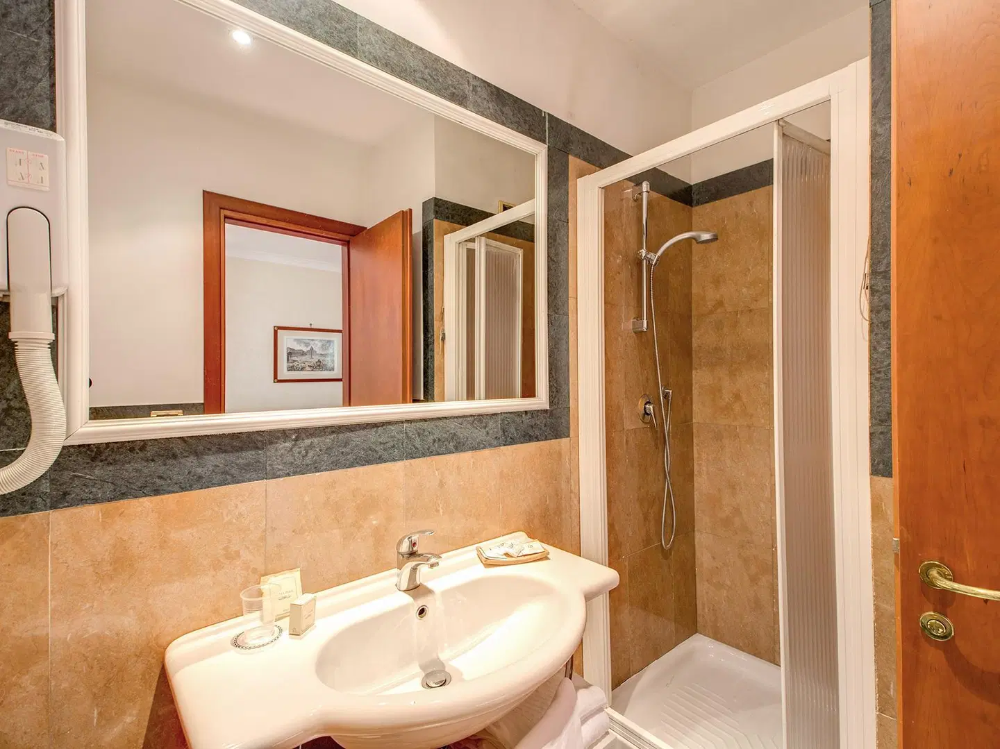 Romoli Hotel Badezimmer