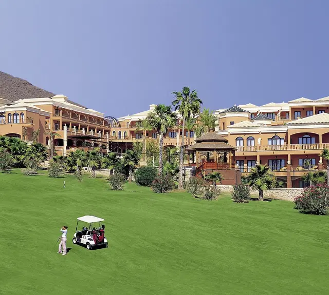 Las Madrigueras Golf Resort & Spa EXTERIOR