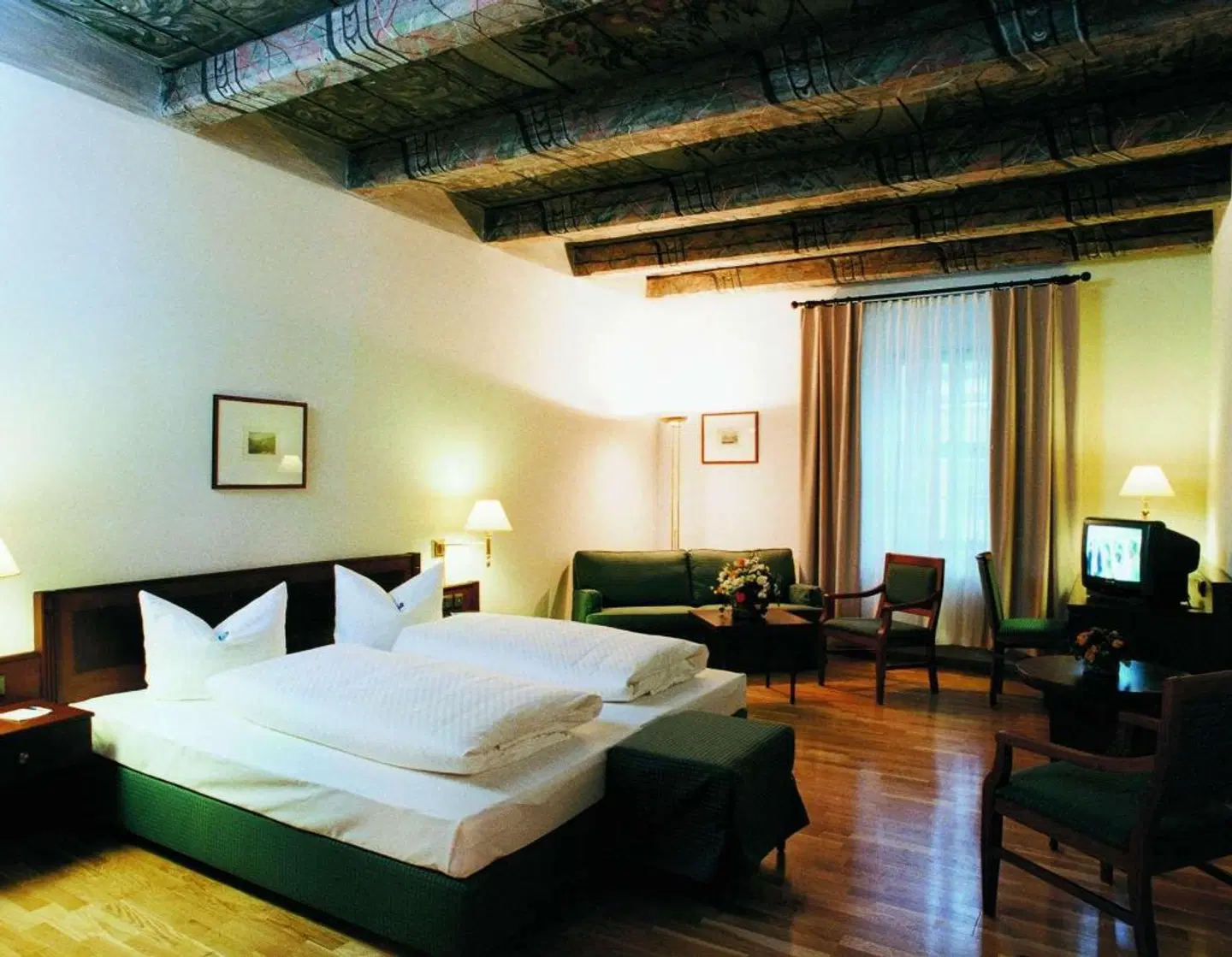Romantik Hotel Tuchmacher ROOM_EXAMPLE