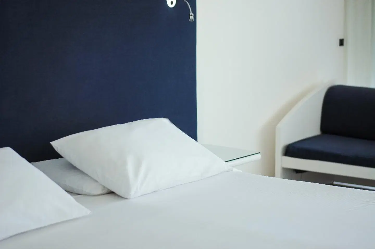 Regina Cristina ROOM_EXAMPLE