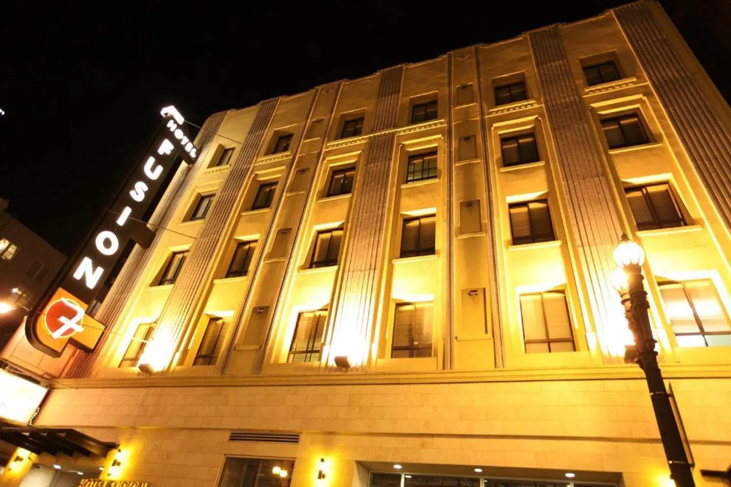 Fusion, a C-Two Hotel EXTERIOR