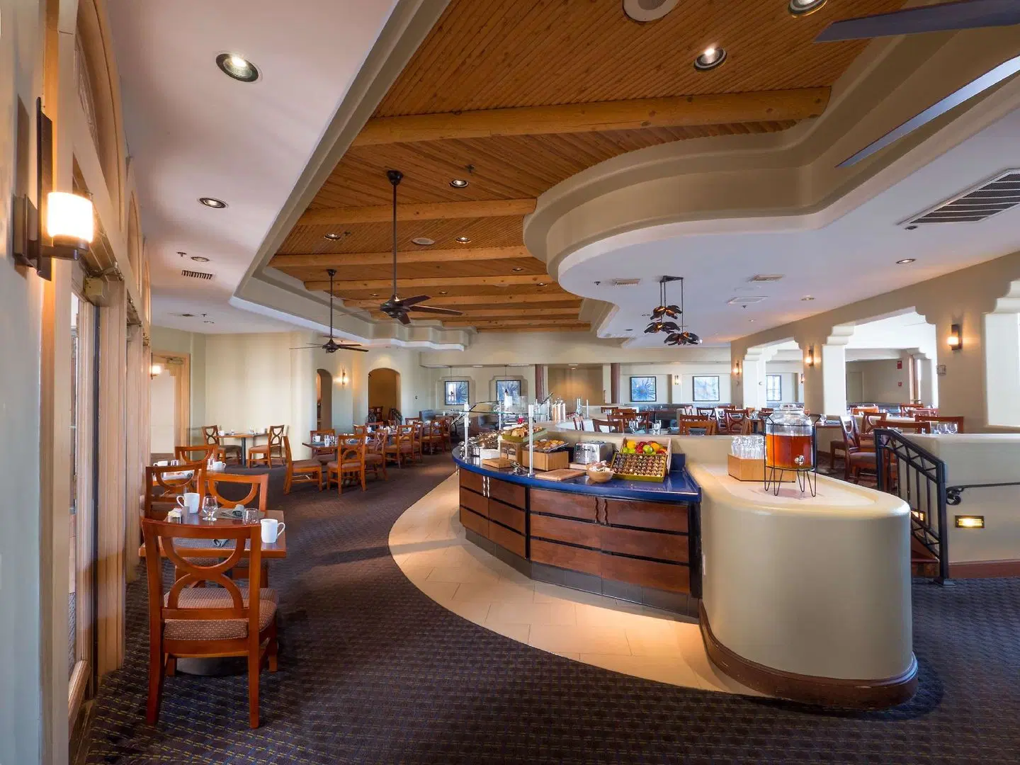 Hilton Phoenix Airport Bar