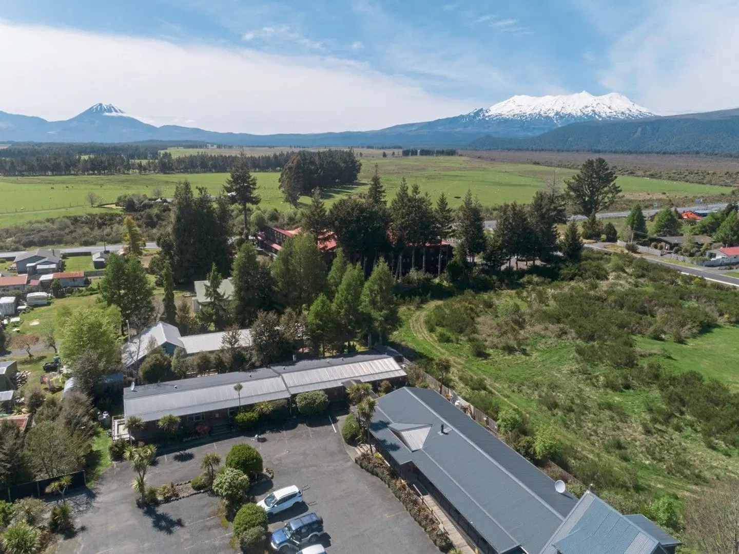 Plateau Lodge LANDSCAPE