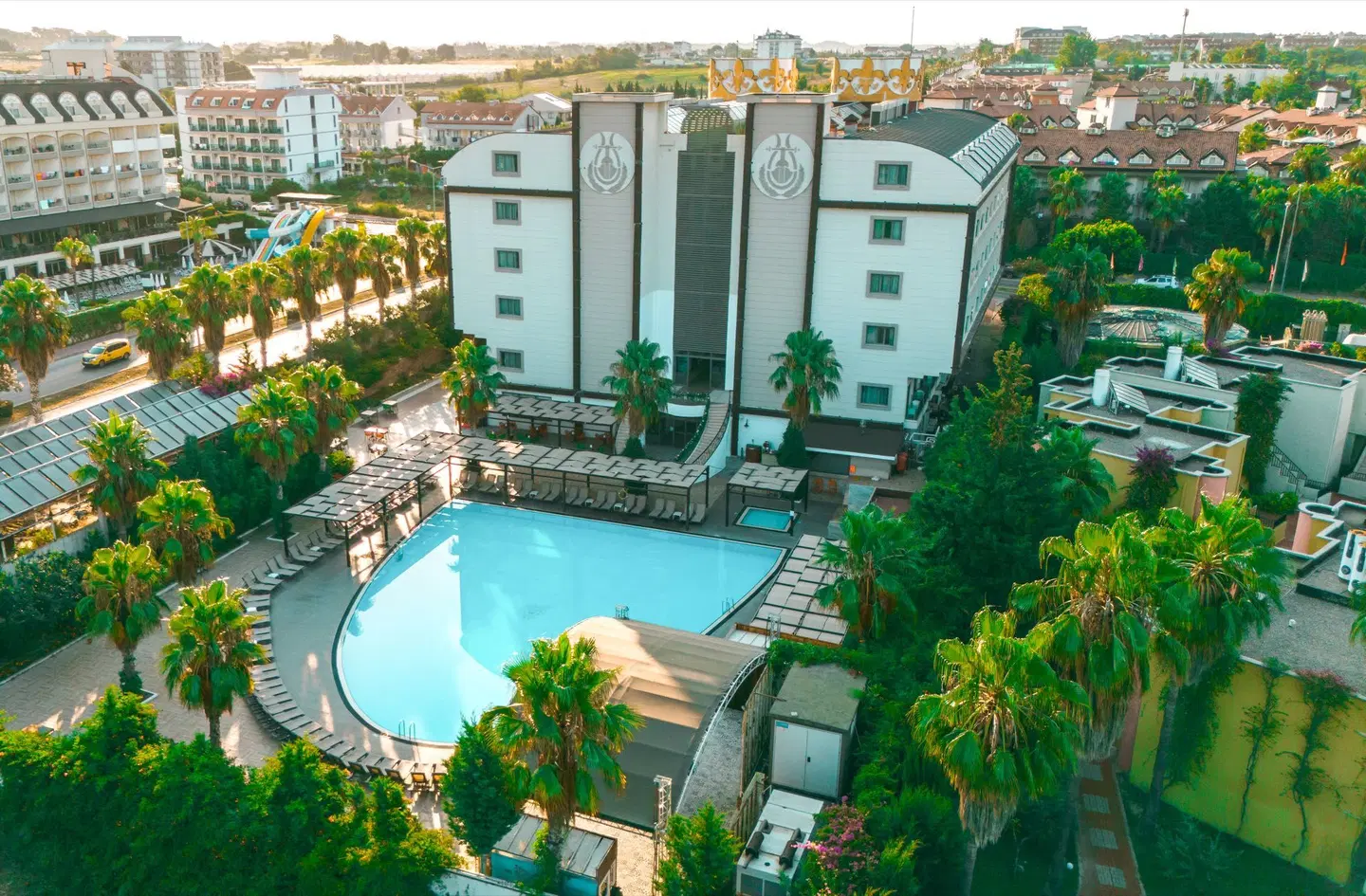 Orfeus Queen Hotel EXTERIOR