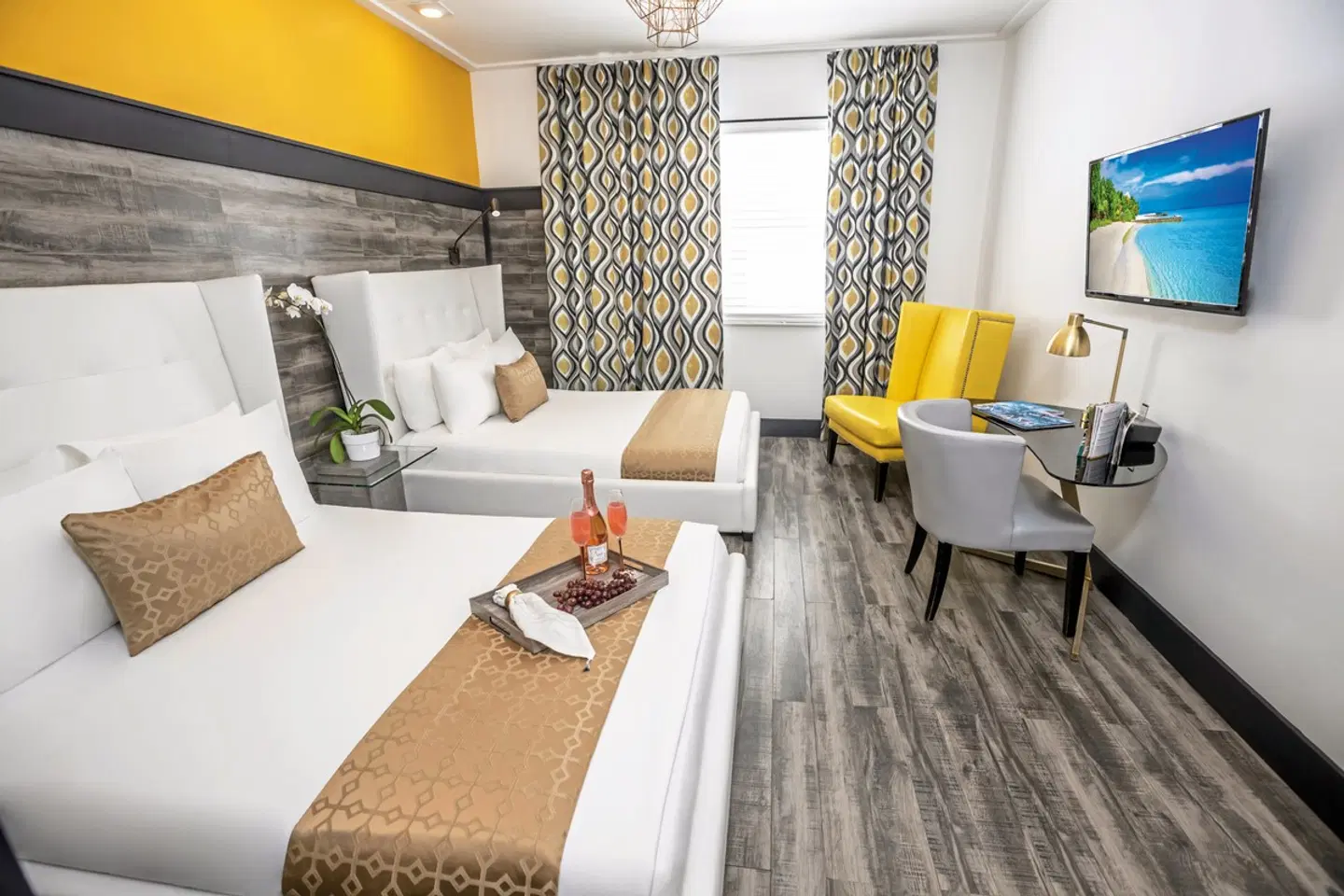 Catalina Hotel ROOM_EXAMPLE