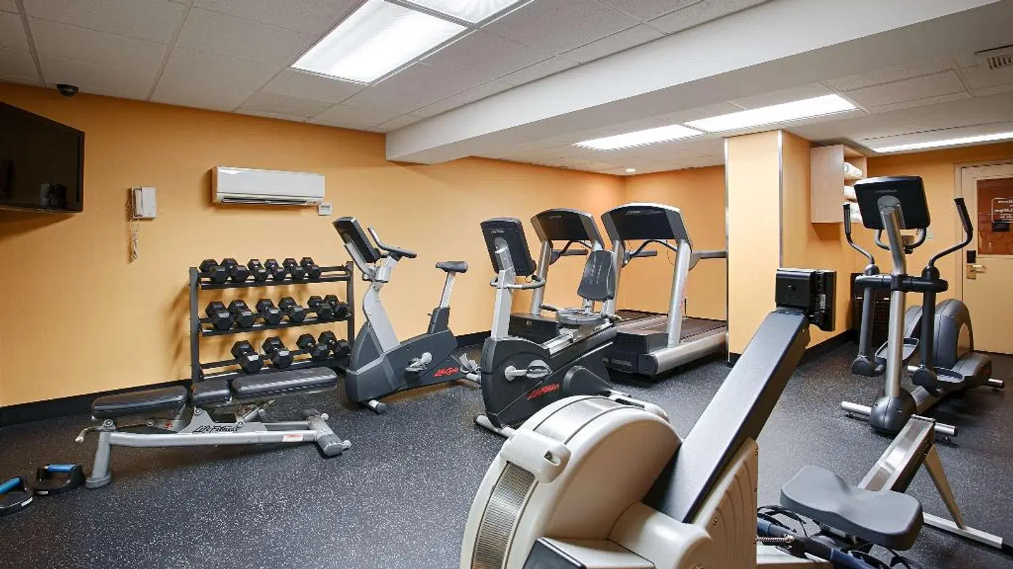 Best Western Plus Suites Downtown Calgary SPORTS_AND_LEISURE