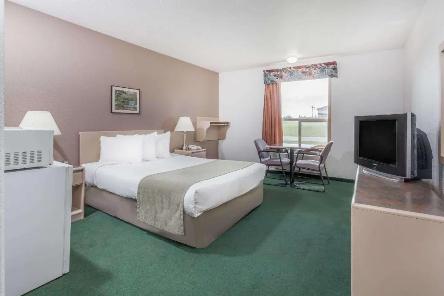 Super 8 by Wyndham Pincher Creek AB ROOM_EXAMPLE