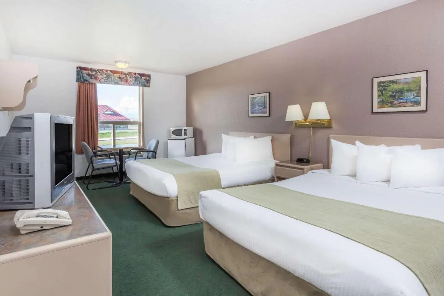 Super 8 by Wyndham Pincher Creek AB ROOM_EXAMPLE