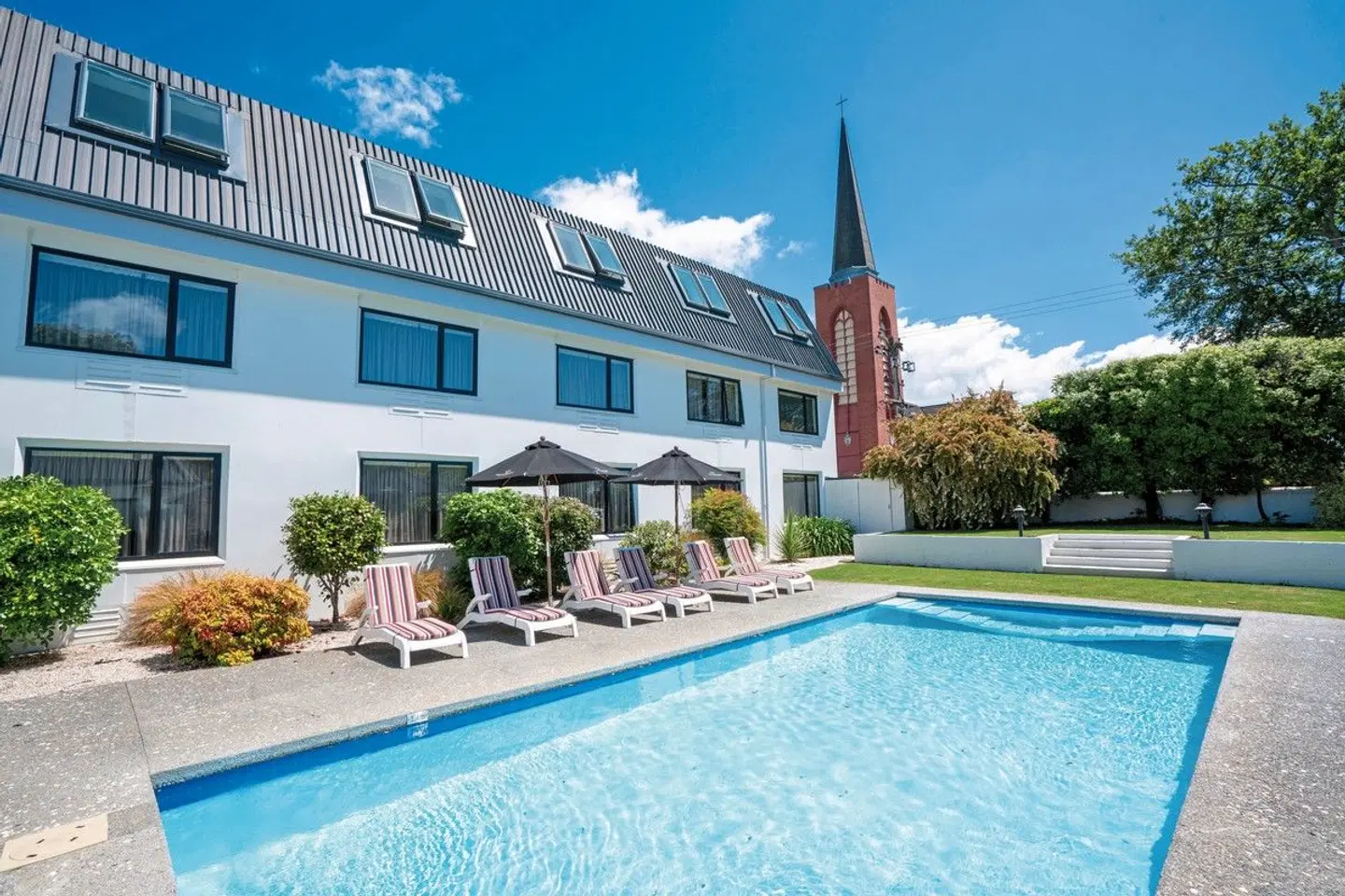 Scenic Hotel Marlborough EXTERIOR