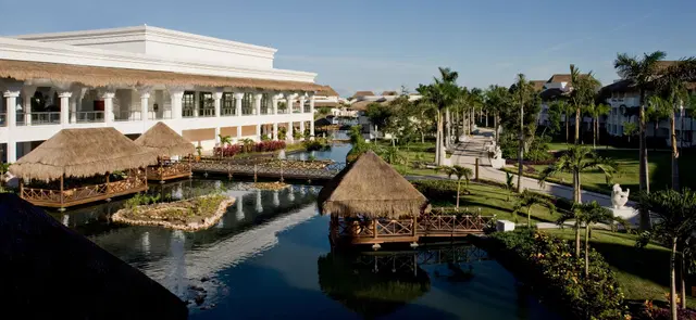 Grand Sunset Princess EXTERIOR