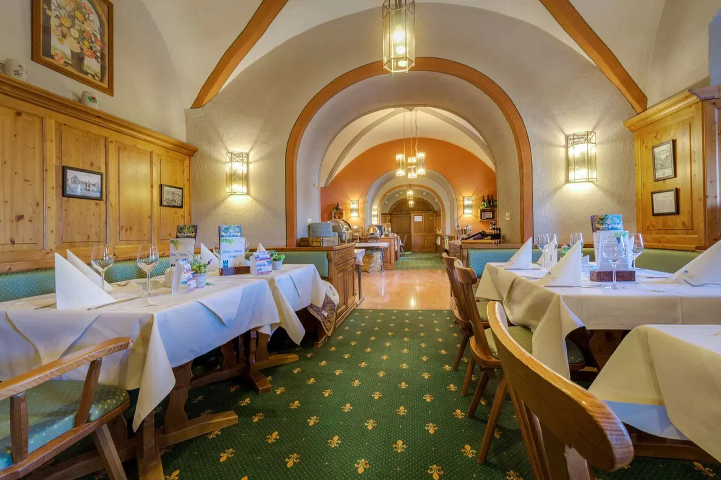 Hotel Himmelsscheibe & Schloss Nebra Restaurant