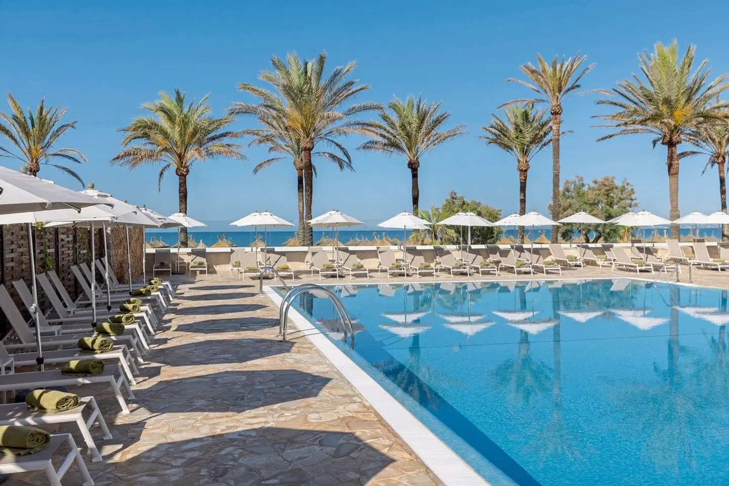 HM Gran Fiesta OUTDOOR_POOL