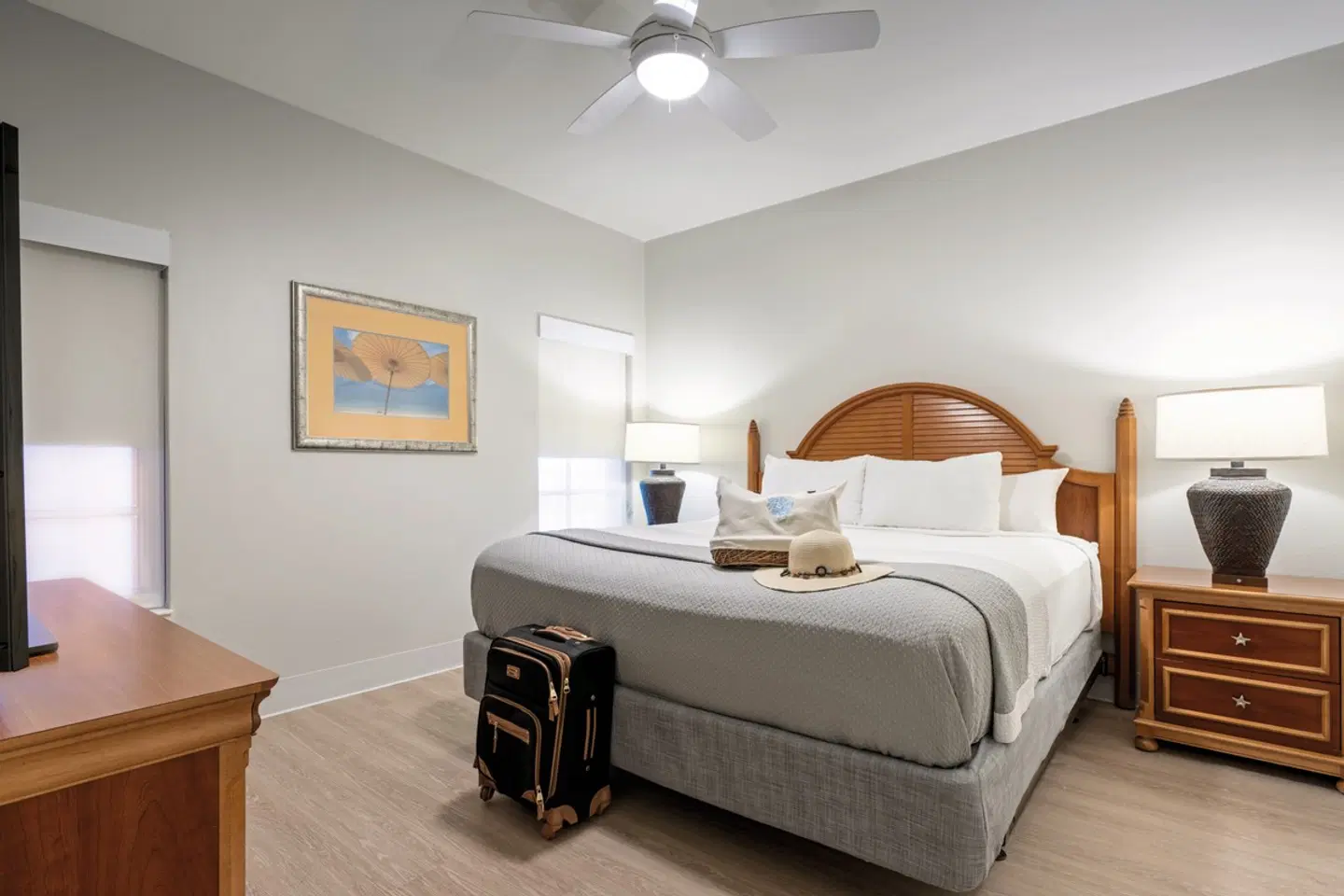 Pink Shell Beach Resort & Marina ROOM_EXAMPLE