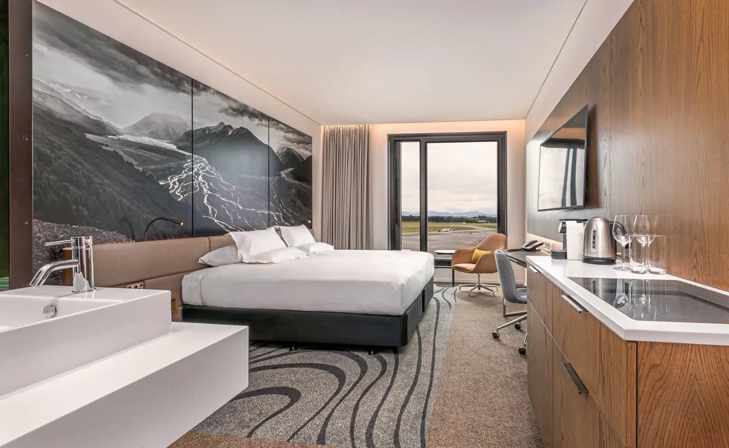 Novotel Christchurch Airport Hotel ROOM_EXAMPLE