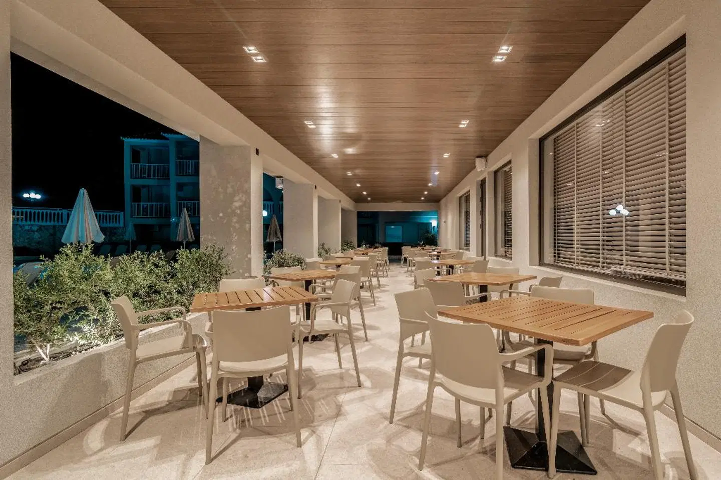 Planos Hotel Restaurant