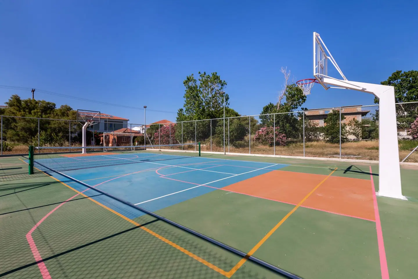 White Olive Premium Hotel SPORTS_AND_LEISURE