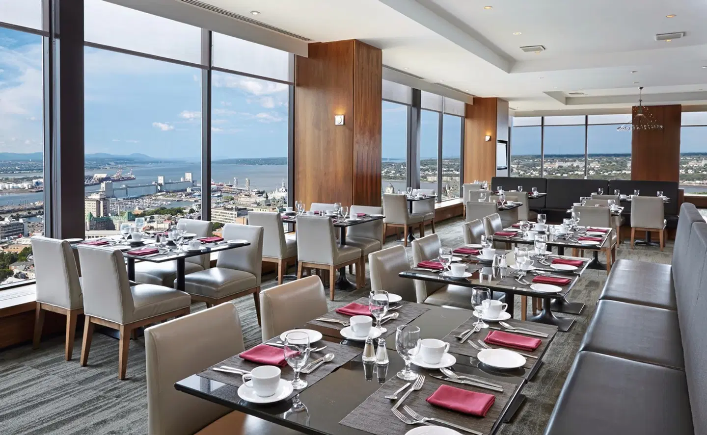 Hilton Quebec Restaurant