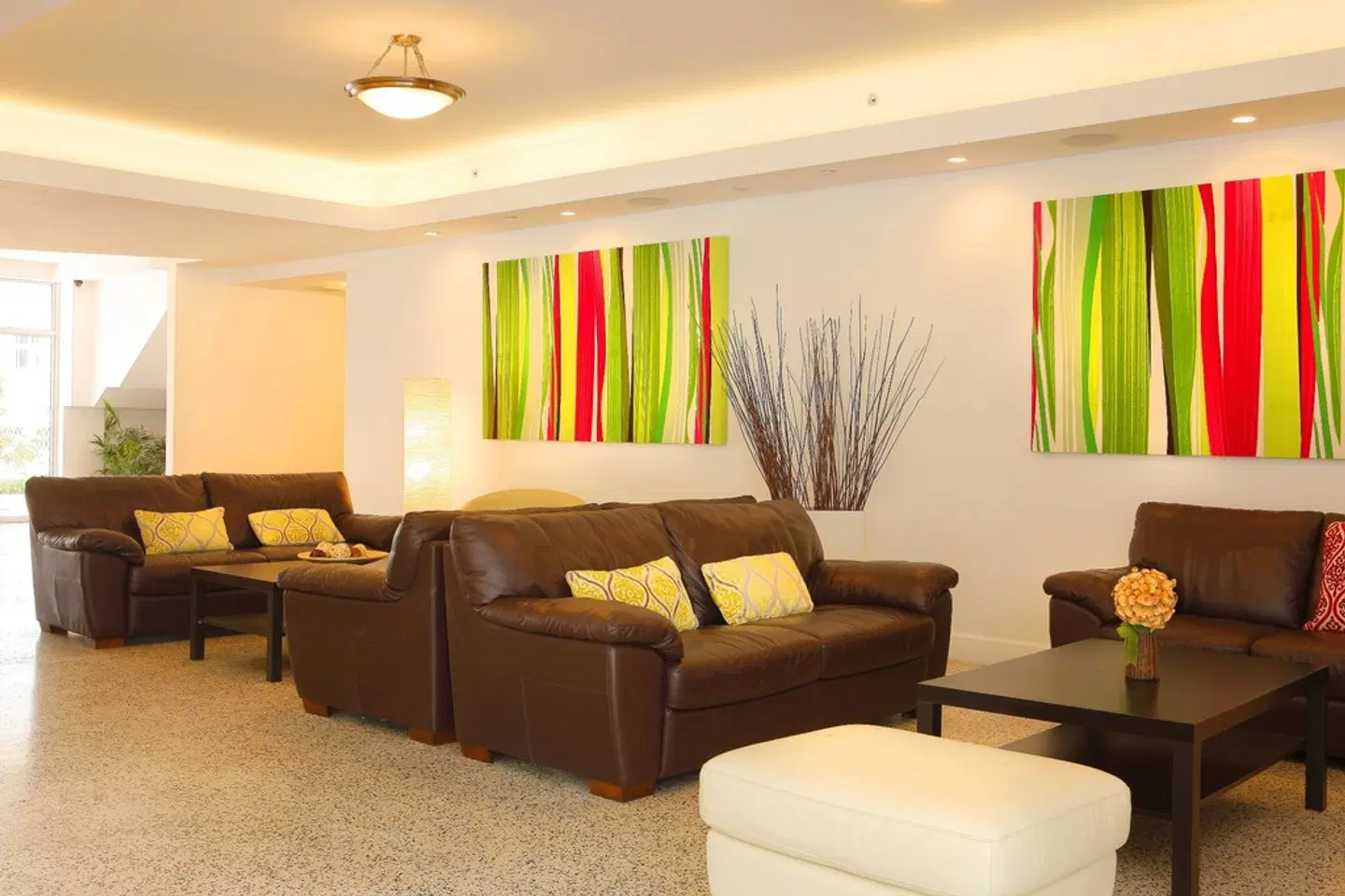 Collins Hotel ROOM_EXAMPLE