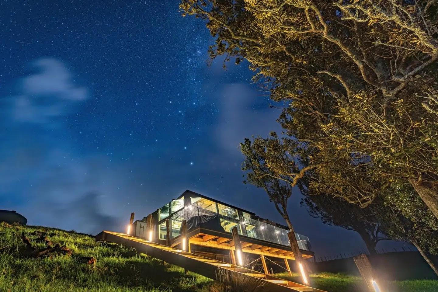 Rewarewa PurePod EXTERIOR