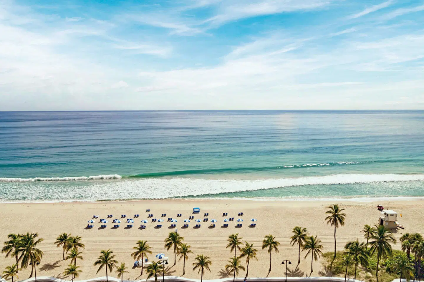 Courtyard Oceanside Fort Lauderdale Beach Strand