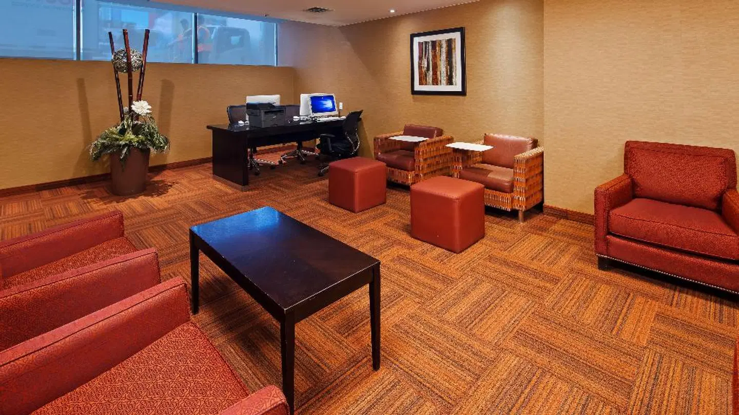 Best Western Plus Montreal Downtown-Hotel Europa LOUNGE_LOBBY