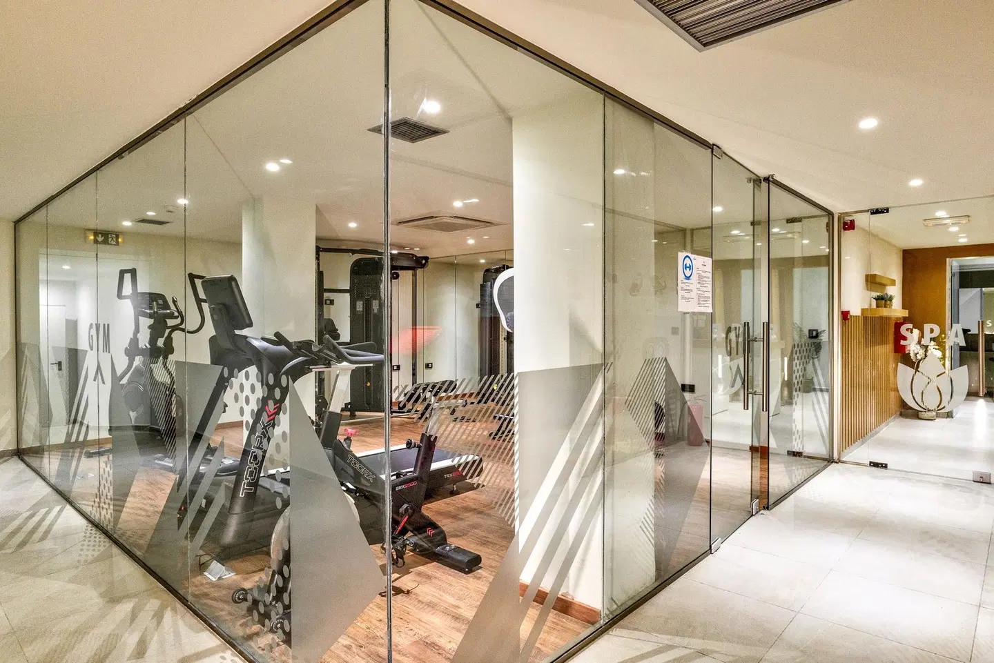 White Olive Elite Laganas SPORTS_AND_LEISURE