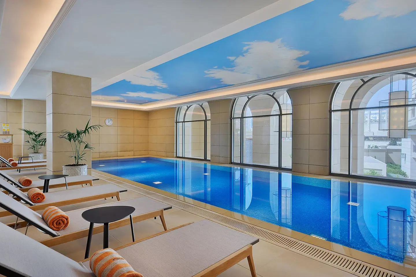 The Ritz-Carlton Residences, Amman Hallenbad