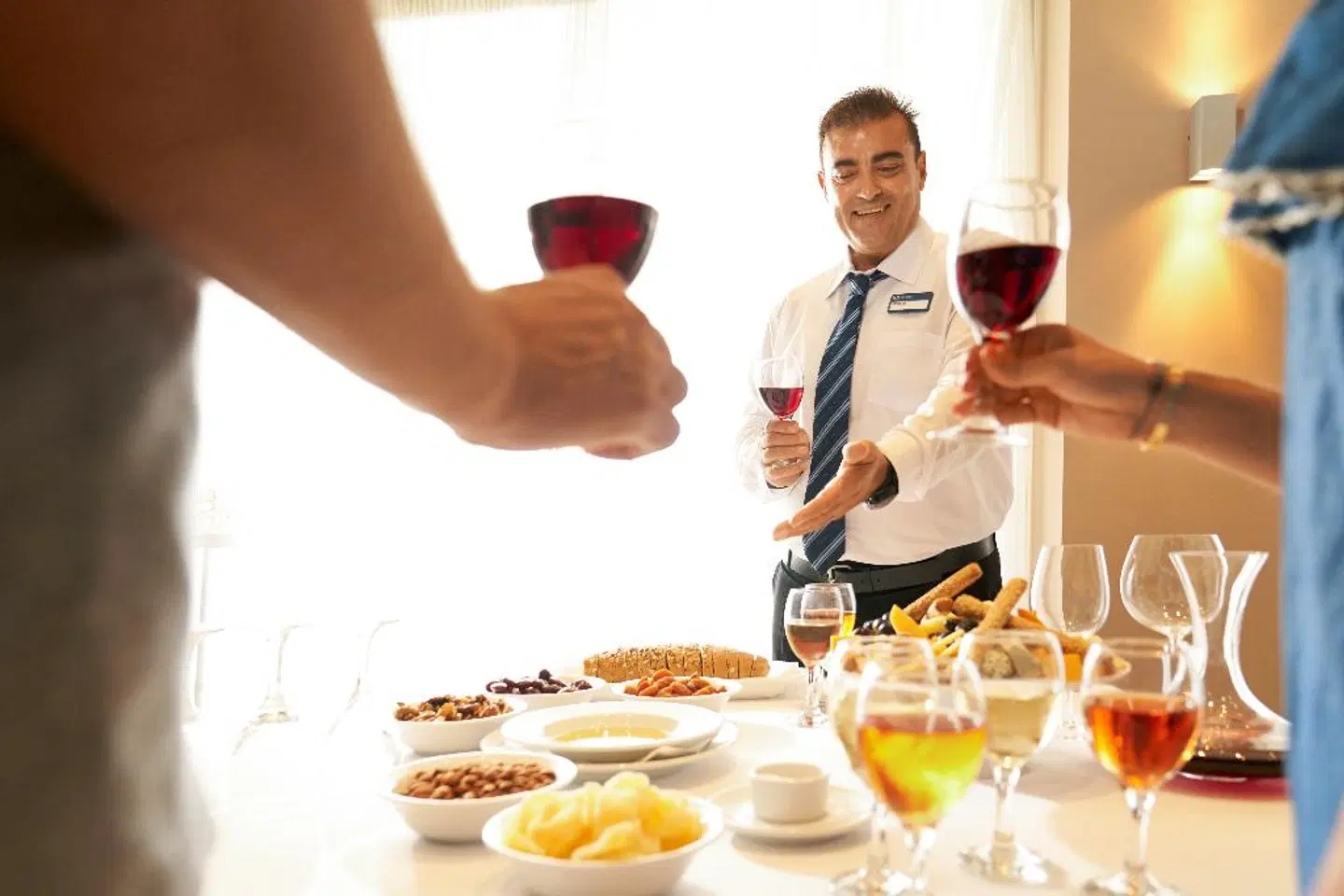 Lindos Bay Resort & SPA PEOPLE